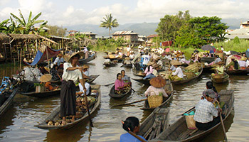 Ywa Ma Village (or) Floating Market